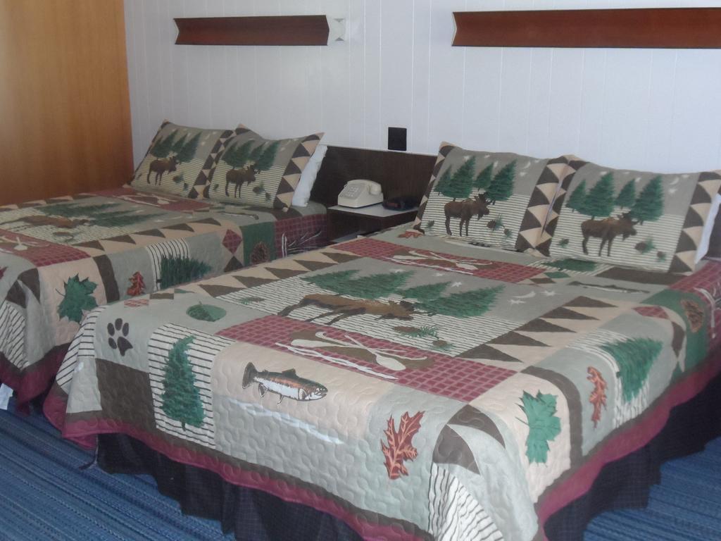 White Oak Motel & Cottages Holderness Szoba fotó