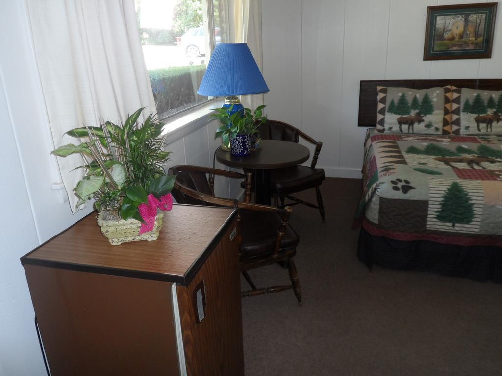 White Oak Motel & Cottages Holderness Szoba fotó