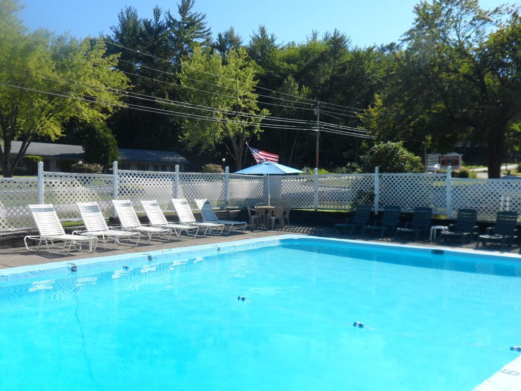 White Oak Motel & Cottages Holderness Kültér fotó